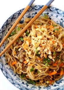 Spicy Dan Dan Noodles - A Take Out At Home Recipe - Mantitlement