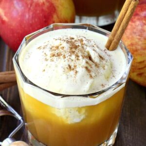 Whisky Apple Pie Float | A Dessert Cocktail With Ice Cream