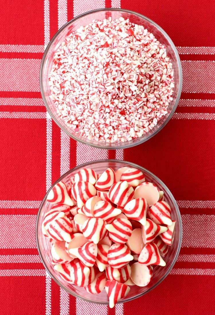 Rice Krispie Peppermint Blossoms | Easy Holiday Cookie | Mantitlement