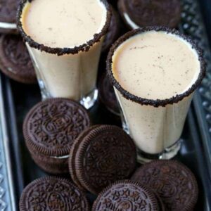Oreo Cookie Shots Recipe | Easy Dessert Shot for New Years & Parties!