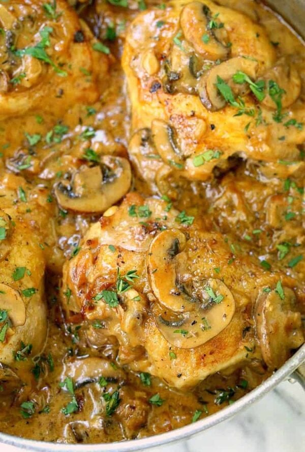 Creamy Caramelized Onion Chicken Thighs | Mantitlement