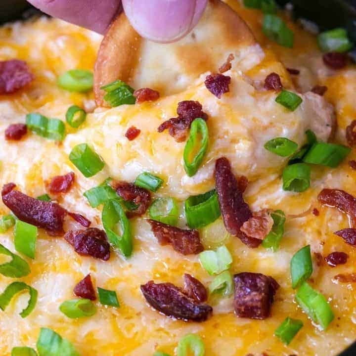 Crock Pot Buffalo Chicken Dip | Mantitlement