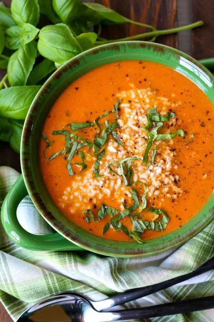 Roasted Tomato Basil Soup | Mantitlement