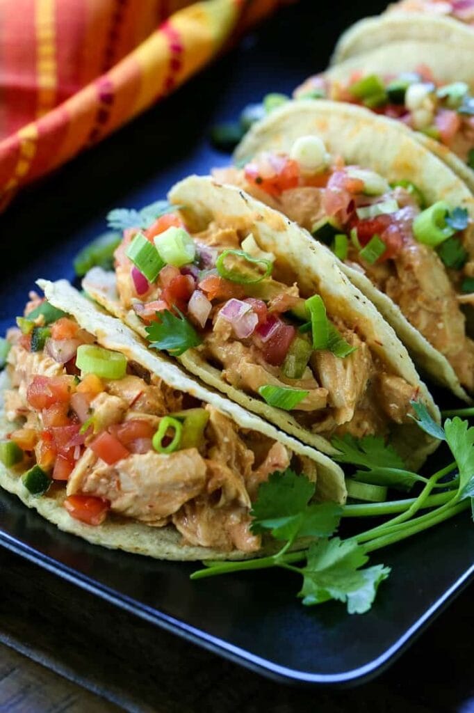 Chipotle Creamy Salsa Chicken | Crock Pot Chicken Recipe | Mantitlement