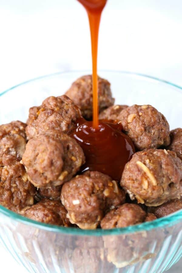 Bbq Party Meatballs Easy Cocktail Meatball Recipe Mantitlement