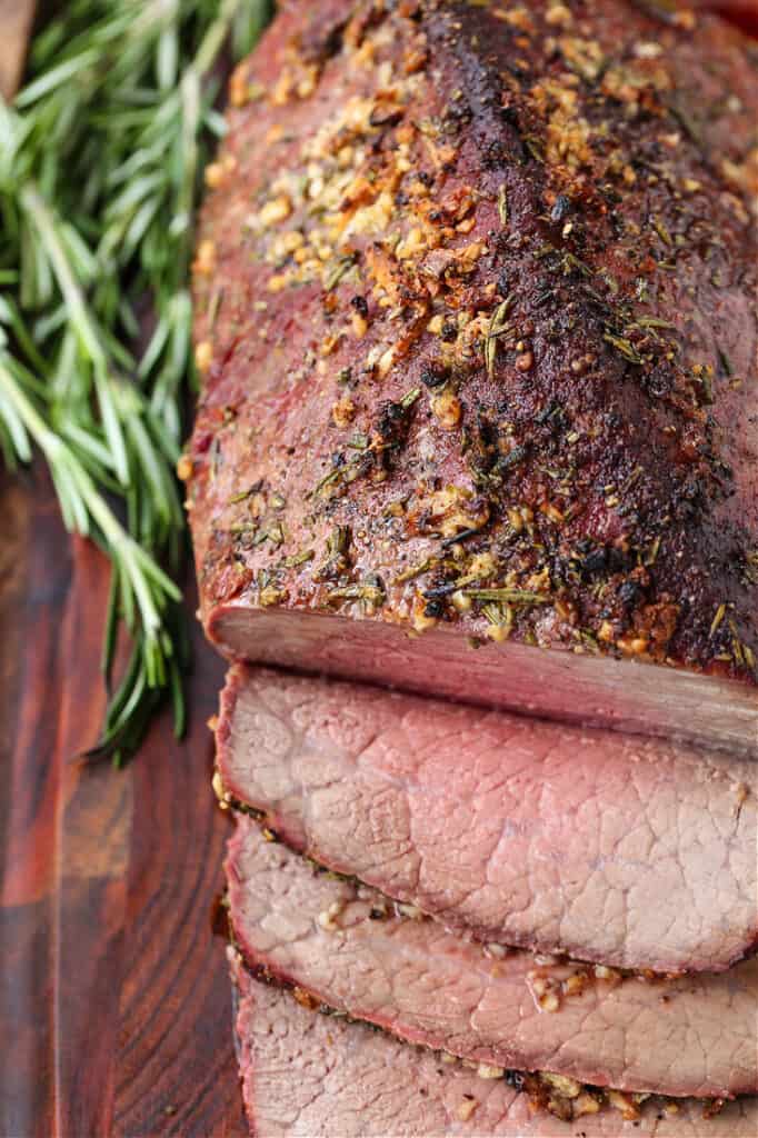 Garlic Herb Roast Beef | Tender, Juicy Beef Recipe | Mantitlement