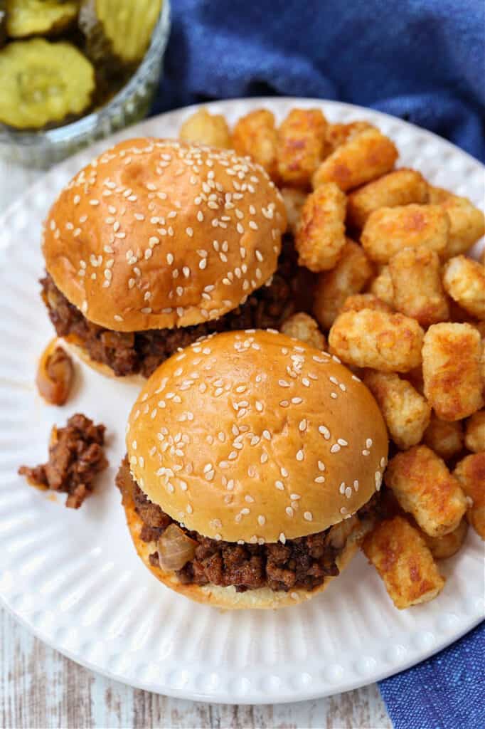 Cafeteria Sloppy Joes | Easy Ground Beef Recipe | Mantitlement