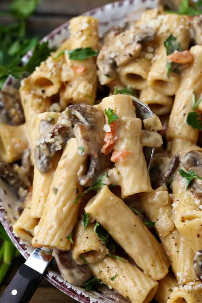 Creamy Mushroom Rigatoni | Mantitlement