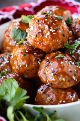 Teriyaki Meatball Recipe | Mantitlement