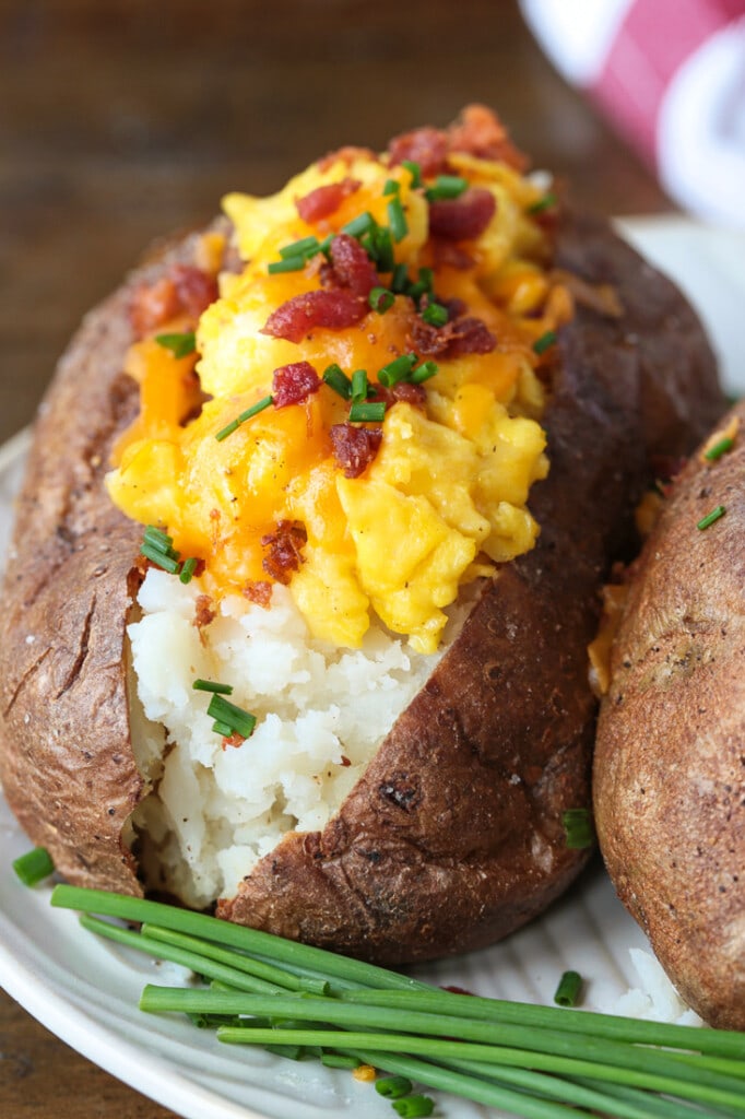 breakfast-baked-potatoes-mantitlement