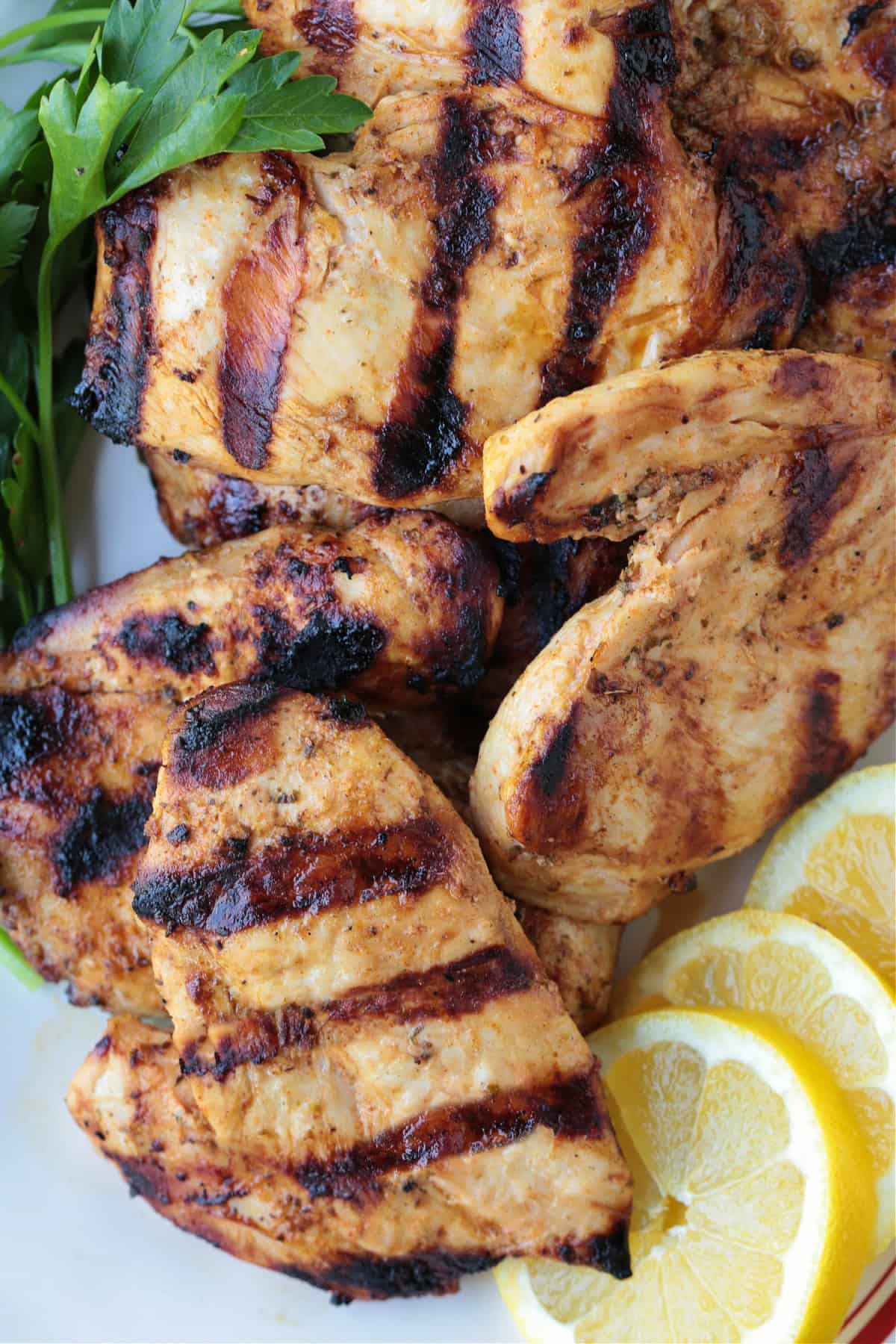 grilled chicken breasts with lemons and parsley
