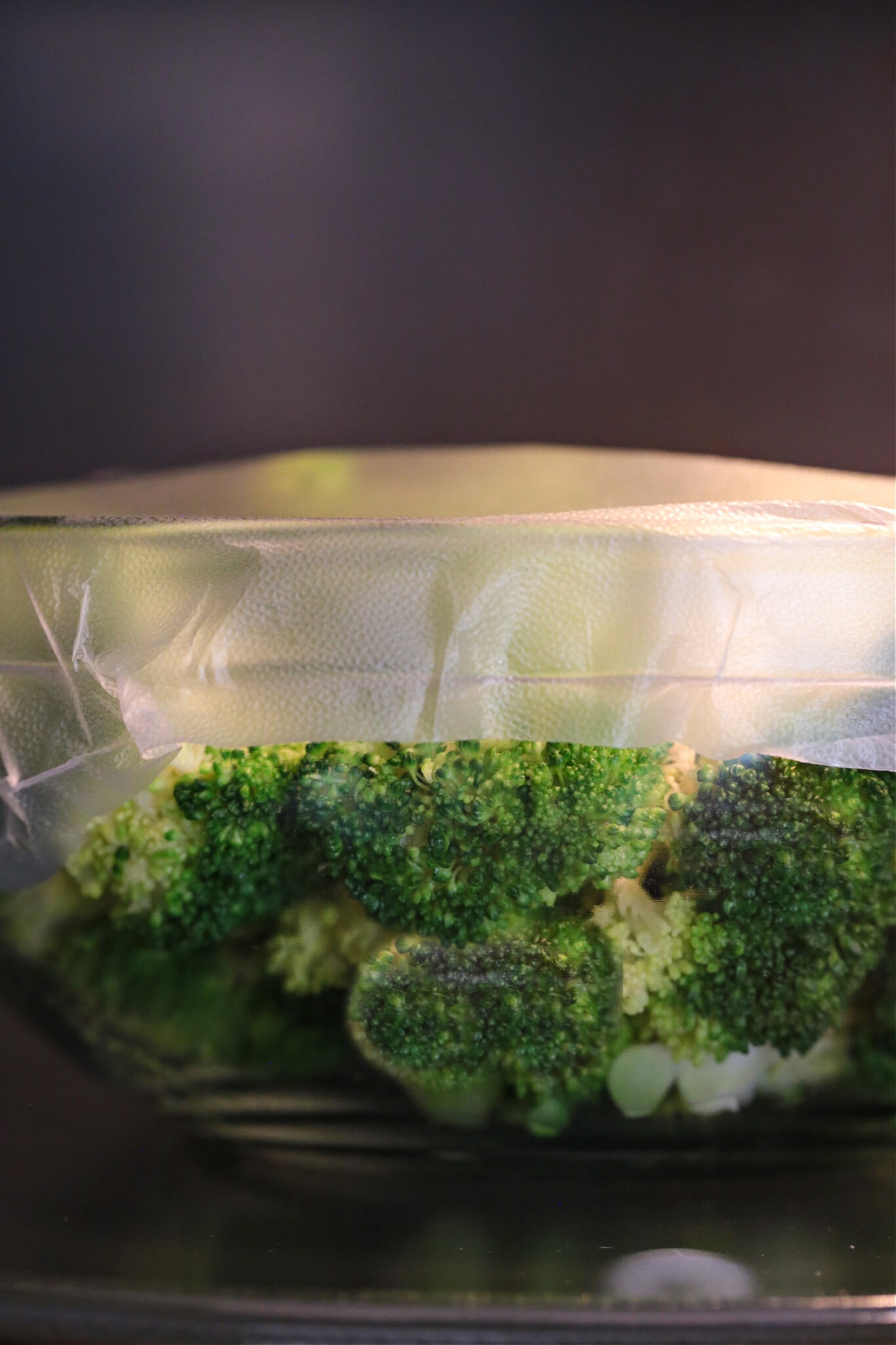 How To Steam Broccoli In The Microwave Mantitlement   How To Steam Broccoli In The Microwave Cook 1365x2048 