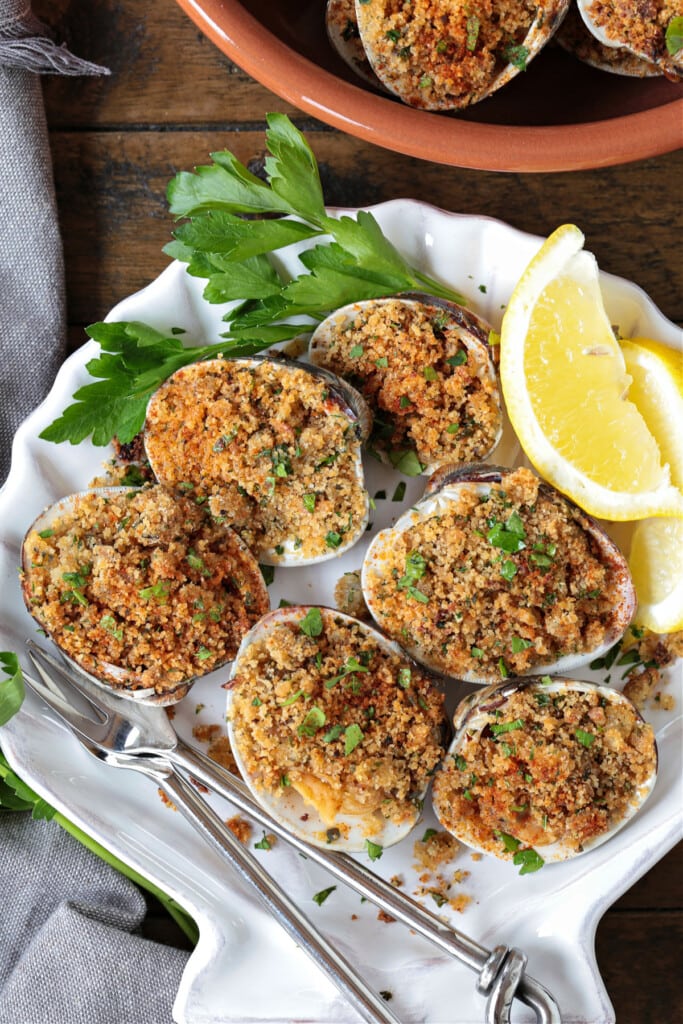 Baked Clams Recipe | Mantitlement