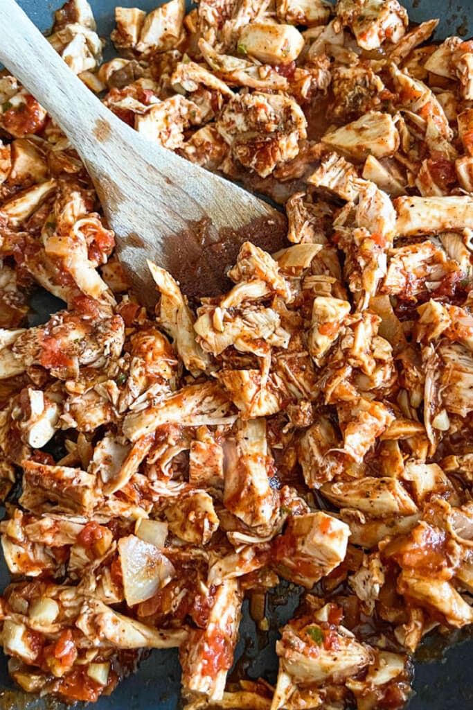 A shredded chicken filling for chimichangas